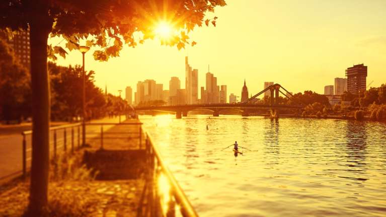 Η Ευρώπη γίνεται καμίνι: Αύξηση κατά 30% των θανάτων εξαιτίας του καύσωνα - Πρώτη χώρα σε καμένες εκτάσεις η Ελλάδα