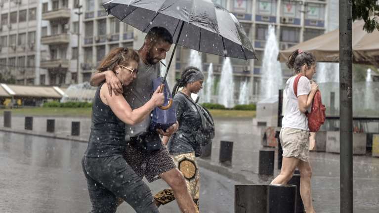 Καιρός: Με βροχές και πτώση της θερμοκρασίας ξεκινά η εβδομάδα - Καταιγίδες και στην Αττική