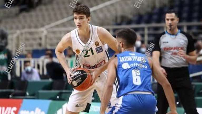 Παναθηναϊκός: Εγραψε ιστορία ο 15χρονος Νεοκλής Αβδάλας - Ο νεότερος παίκτης των &quot;πρασίνων&quot; στο μπάσκετ [εικόνες - βίντεο]