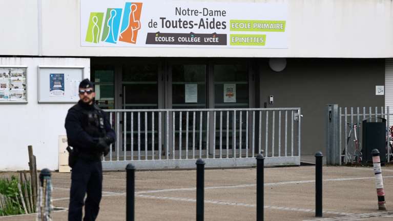 Επίθεση με μαχαίρι σε ιδιωτικό σχολείο στη Γαλλία: Νεκρή μία μαθήτρια - 15χρονος μαθητής ο δράστης