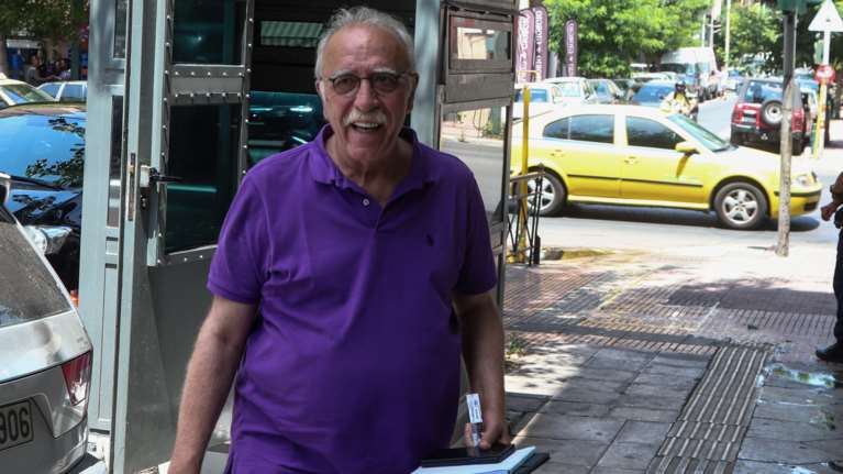 Βίτσας: Ο Κασσελάκης μου τηλεφώνησε για τη γιορτή μου - Δεν μιλήσαμε για τις διαγραφές