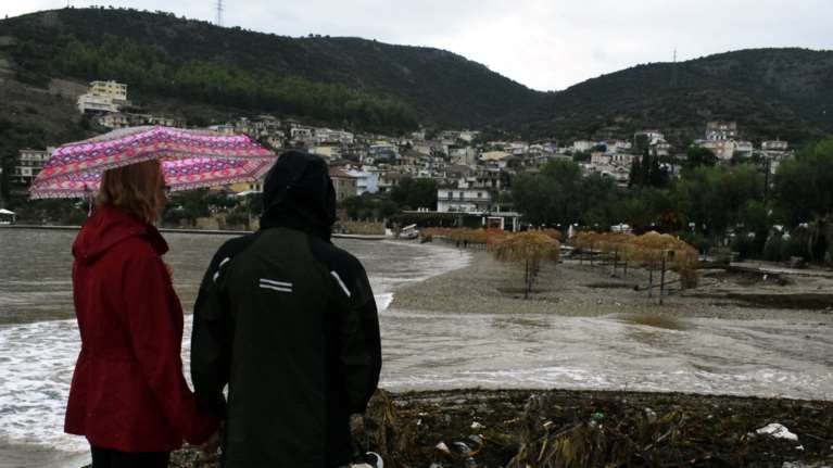 Νέο σύστημα κακοκαιρίας επηρεάζει τη χώρα: Βροχές και καταιγίδες από το απόγευμα της Κυριακής