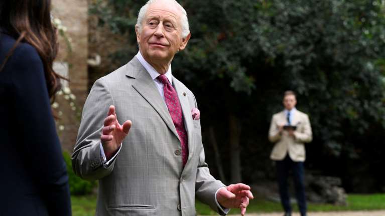 "Μείζων δε τούτων, η αγάπη": Το πασχαλινό μήνυμα του βασιλιά Κάρολου μετά από μια χρονιά με μεγάλες δυσκολίες