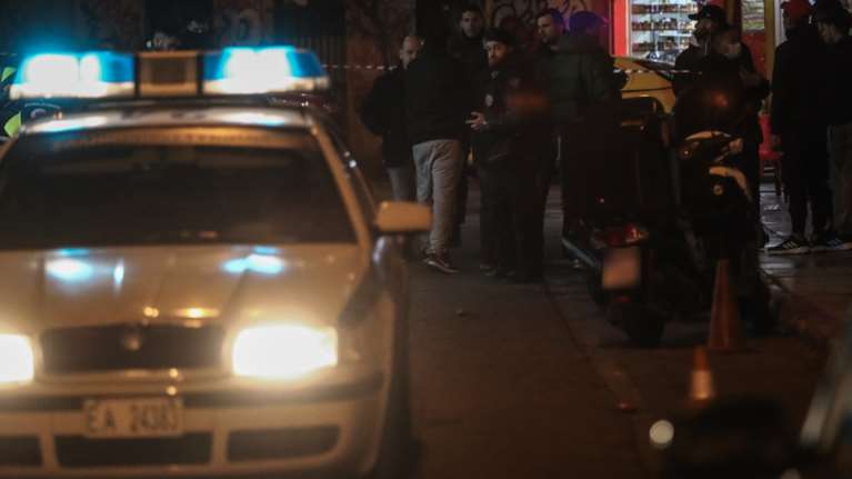 Πανικός στη Χαλκιδική: Πώς άρχισε η αιματηρή συμπλοκή στο beach bar - Χτύπησαν τον ιδιοκτήτη και μετά έπεσαν πυροβολισμοί