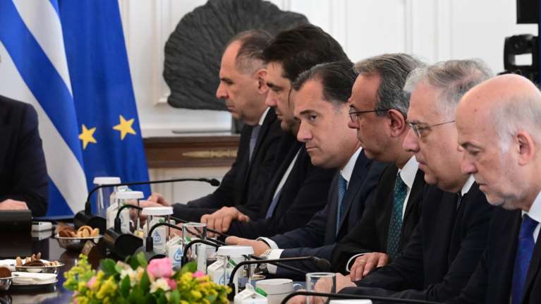 Υπό πίεση το Μαξίμου από την οργή του κόσμου για τα Τέμπη - Αλλαγή τακτικής από την κυβέρνηση