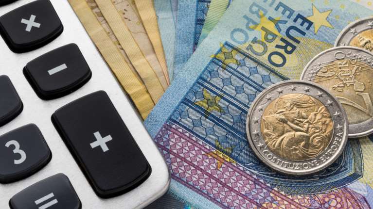 Αυτά είναι τα 27 επιδόματα που θα &quot;φακελωθούν&quot; - Το κράτος δεν ξέρει μέχρι σήμερα πόσα παίρνει το κάθε ΑΦΜ