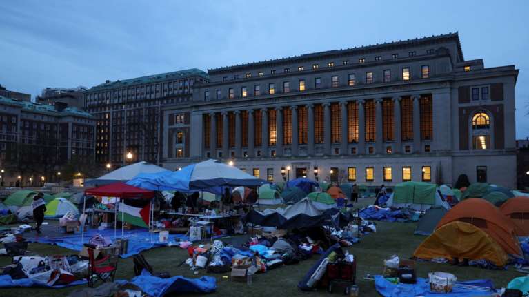 Άερας φοιτητικής... επανάστασης στην Αμερική: Το Κολούμπια ήταν μόνο η αρχή - Γιατί δεν σταματούν οι διαδηλώσεις
