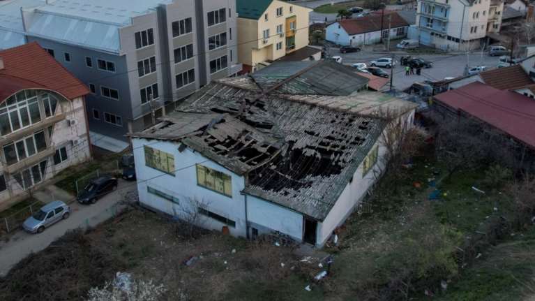 Βόρεια Μακεδονία: Χωρίς άδεια και πυρασφάλεια το κλαμπ με τους 59 νεκρούς- Από 14 έως 25 ετών τα θύματα