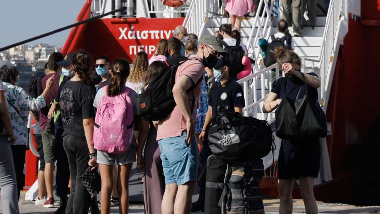 Καιρός: Με.... φυσιολογικές θερμοκρασίες η φυγή των αδειούχων – Ερχεται νέο κύμα καύσωνα, μεγαλύτερης διάρκειας