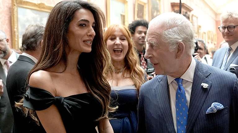 Η συνάντηση των Κλούνεϊ με τον βασιλιά Κάρολο - Το νέο σχόλιο για την υγεία του