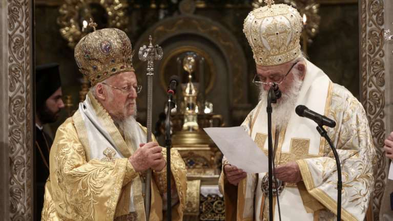 Ιερώνυμος σε Βαρθολομαίο: Σας υποδεχόμαστε ως &#39;&#39;άγγελο&#39;&#39; με παγκόσμια ακτινοβολία