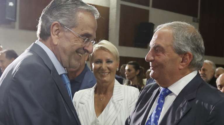 Πυρ ομαδόν από Σαμαρά και Καραμανλή κατά Μητσοτάκη: Οχι στη μετάλλαξη της ΝΔ, στροφή τώρα δεξιά