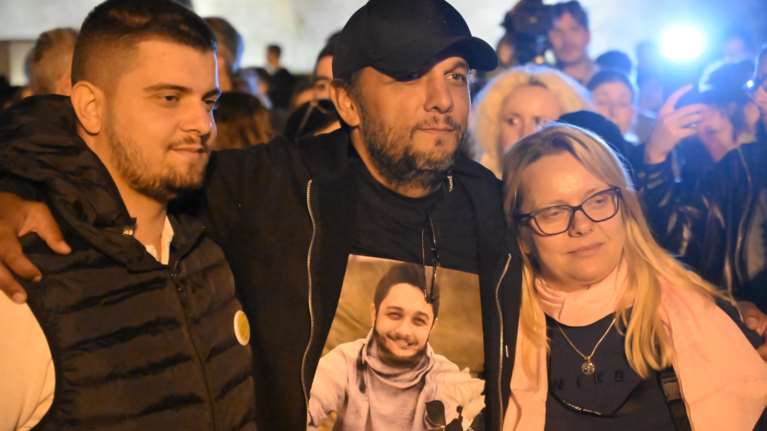 Πάνος Ρούτσι για Αγνωστο Στρατιώτη: &quot;Θυμωμένος ο Μητσοτάκης για τη δικαίωσή μου, θέλουν να σβήσουν τα ονόματα των θυμάτων&quot;