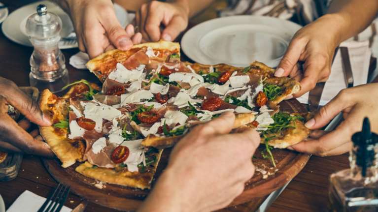 Γερμανός εστιάτορας σέρβιρε πίτσα με κοκαΐνη στους πελάτες του: Ο μυστικός κωδικός που ήθελαν όλοι