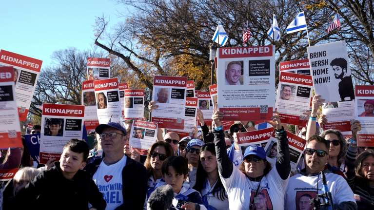 Γιατί ο Άλμπερτ Μπουρλά ξεσπά κατά τριών προέδρων ελίτ πανεπιστημίων των ΗΠΑ – Αντισημιτικός λόγος και ελευθερία της έκφρασης