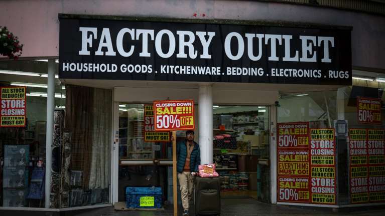 Εκλογές στη Μεγάλη Βρετανία: Γιατί οι Τόρις θα υποστούν βαριά ήττα από τους Εργατικούς - Τα αίτια σε αριθμούς