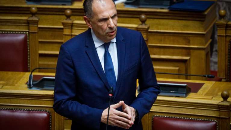 Ο Γεραπετρίτης απάντησε στην πρόταση δυσπιστίας του ΣΥΡΙΖΑ με τον &quot;λόγο υπέρ του αδυνάτου&quot; του Λυσία- Το αρχαίο κείμενο