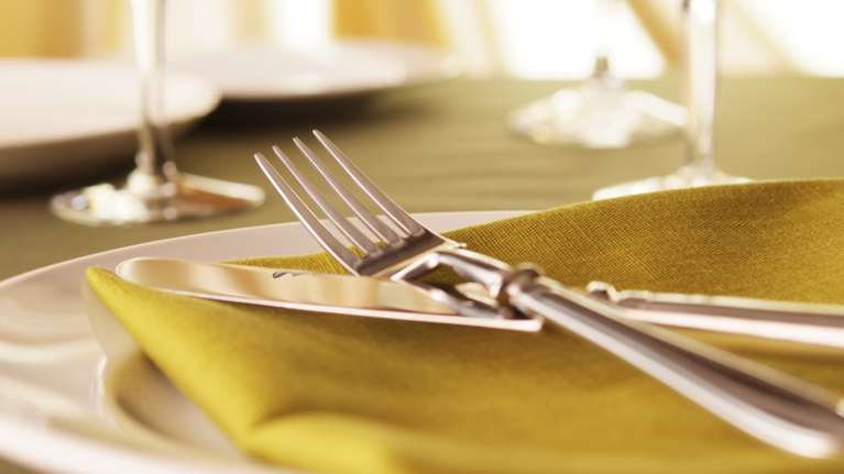 Φέτος στο Dine Athens απολαμβάνουμε την πιο premium γαστρονομική εμπειρία με το φυσικό μεταλλικό νερό Βίκος να κυλάει στα ποτήρια μας