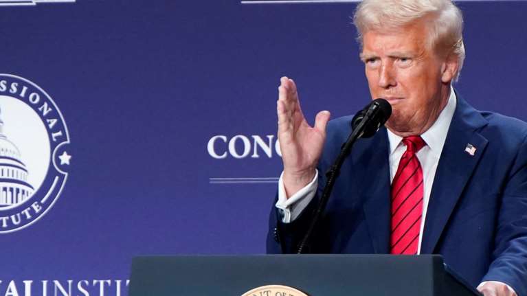 Στην αντεπίθεση Μεξικό και Καναδάς μετά την απόφαση Τραμπ για δασμούς – Αντιδρά και η Κίνα