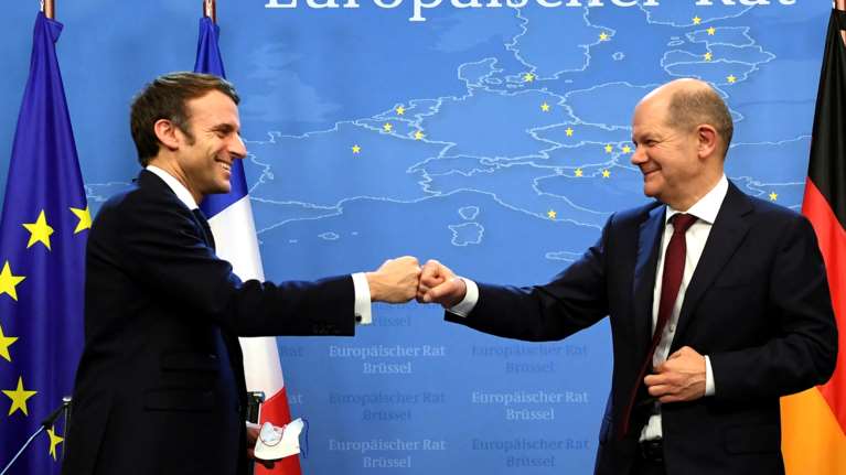 Σολτς και Μακρόν ζήτησαν από τον Πούτιν άμεση κατάπαυση του πυρός - Απρόθυμος ο Ρώσος πρόεδρος