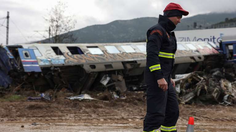 Τραγωδία στα Τέμπη: Μέρα εθνικού πένθους στην Αλβανία η Κυριακή 5 Μαρτίου