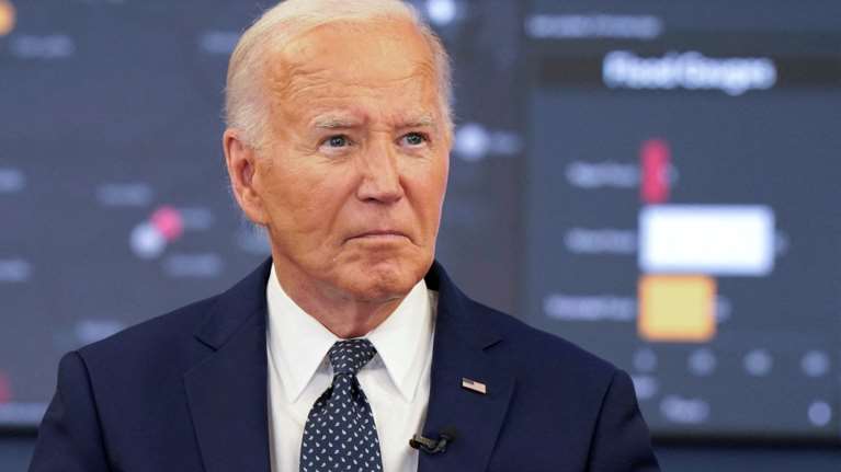 Ο Μπάιντεν μιλάει για το καταστροφικό ντιμπέιτ: &quot;Σχεδόν αποκοιμήθηκα πάνω στη σκηνή - Έφταιγε το τζετ λαγκ&quot;