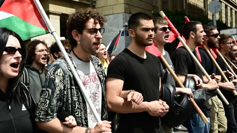 Απεργιακές συγκεντρώσεις στο κέντρο της Αθήνας - Ποιοι συμμετείχαν, πώς θα κινηθούν τα μέσα μεταφοράς [εικόνες]