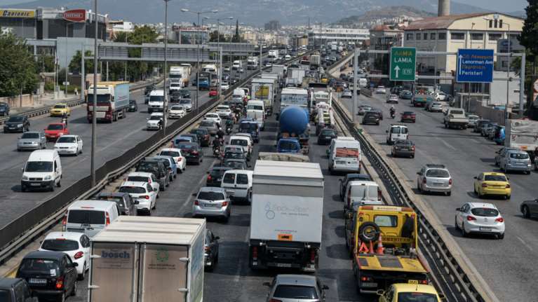 Μποτιλιάρισμα στην Αθήνα - Μεγάλο πρόβλημα και στον Κηφισό - Live η κίνηση στους δρόμους