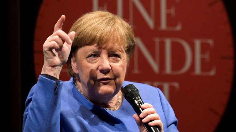Η Μέρκελ ξαναχτυπά για την πολιτική του διαδόχου της: &quot;Το 20% της ακροδεξιάς δεν είναι πλέον δική μου ευθύνη&quot;