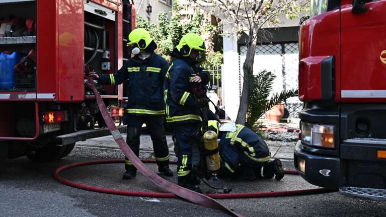 Χειροπέδες σε 60χρονο για τη φωτιά στο Μαρκόπουλο – Του επιβλήθηκε και πρόστιμο 3.712,5 ευρώ