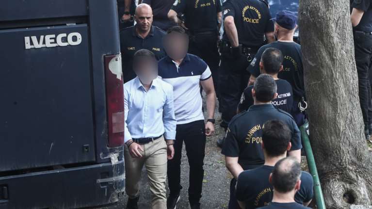 Δίκη Άλκη Καμπανού: Ισόβια για 7 και πολυετείς καθείρξεις για 5 καταδικασθέντες αποφάσισε το δικαστήριο