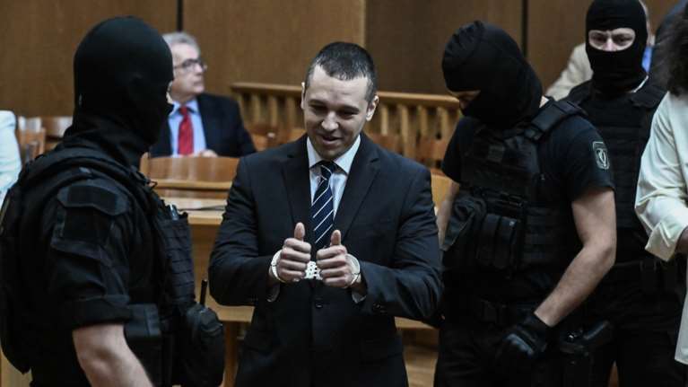 Ηλίας Κασιδιάρης: Κατέθεσε και επίσημα την υποψηφιότητά του για τον δήμο Αθηναίων