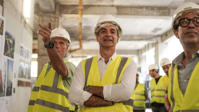 Επίσκεψη Κ. Μητσοτάκη στο ιστορικό Μινιόν και την Ομόνοια: &quot;Η Αθήνα αλλάζει, όπως αλλάζει και όλη η χώρα&quot;