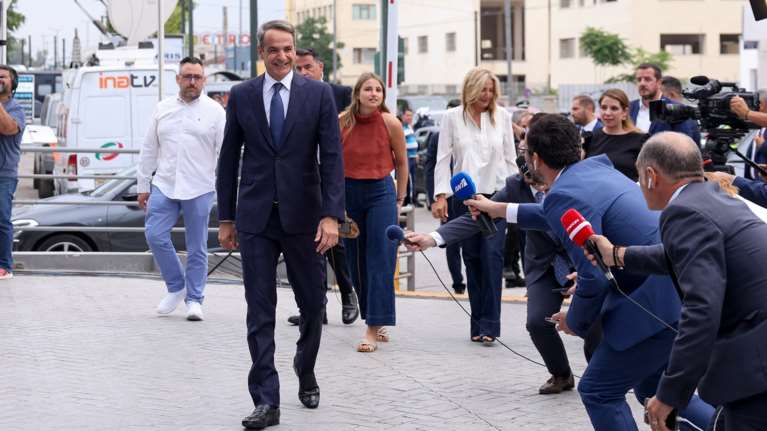 Εκλογές 2023: Για τρίτη φορά νικητής στις κάλπες ο Κυριάκος Μητσοτάκης - Ισοφάρισε τις τρεις σερί νίκες του πατέρα του