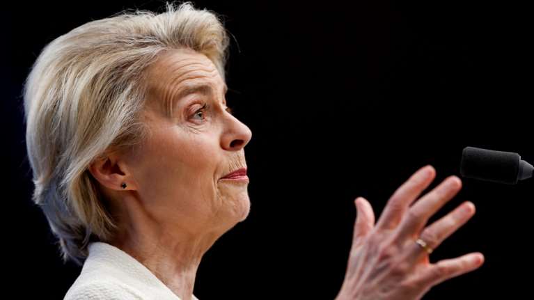 Ανοιχτή σε όλες τις προτάσεις δηλώνει η φον ντερ Λάιεν για την ευρωπαϊκή άμυνα: "Τίποτα δεν είναι εκτός τραπεζιού"