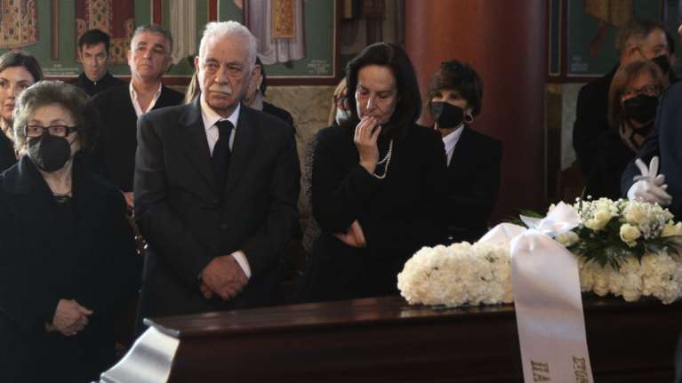 Η συγκινητική ανάρτηση της Αννας Διαμαντοπούλου για τον θάνατο του πατέρα της: &quot;Ο κ. Τάκης έφυγε&quot;