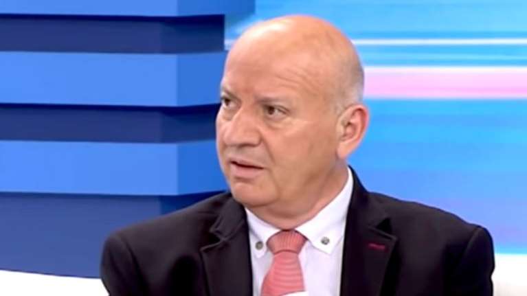 Θανάσης Κατερινόπουλος: Σενάριο για τον δαιμόνιο ταξίαρχο να κατέβει ξανά υποψήφιος με το ΠΑΣΟΚ