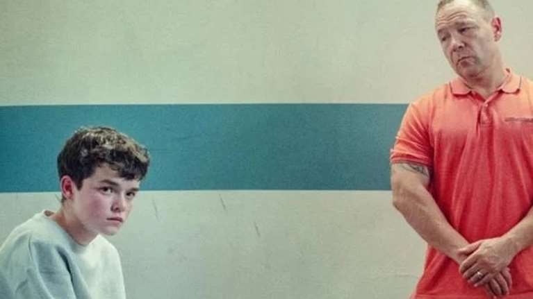 Adolescence: Οι σοκαριστικές δολοφονίες εφήβων που έγιναν πηγή έμπνευσης για τη σειρά-φαινόμενο που συγκλονίζει τη Βρετανία