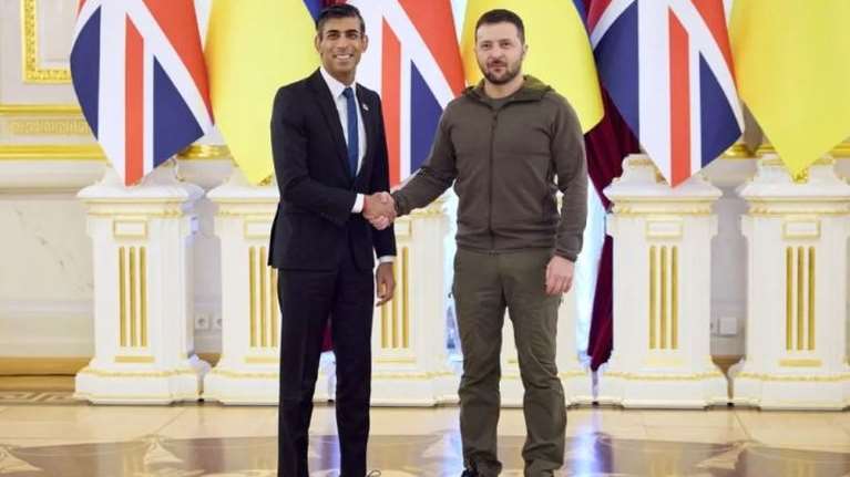Πρώτη επίσκεψη Ζελένσκι στο Λονδίνο από την έναρξη του πολέμου  - Αύριο πιθανόν να μεταβεί στις Βρυξέλλες