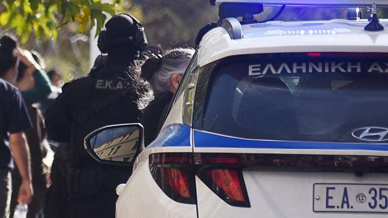 Βαρύ το παρελθόν του τράπερ που εμπλέκεται στο κύκλωμα &quot;λογιστών&quot; - Βιασμός 16χρονης μαθήτριας και συμμετοχή στα επεισόδια του Ρέντη