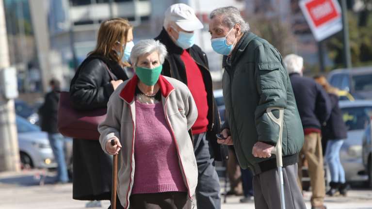 Τα &quot;500άρικα&quot; στους χαμηλοσυνταξιούχους και τα οφέλη για όσους εισπράττουν τις μεγαλύτερες συντάξεις