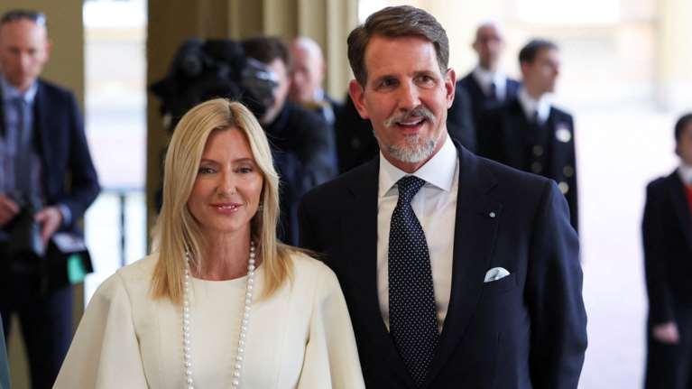 Μαρί Σαντάλ: Με τζάκετ αξίας  2,610 δολαρίων στην Αθήνα - Το γεύμα στο εστιατόριο των celebrities