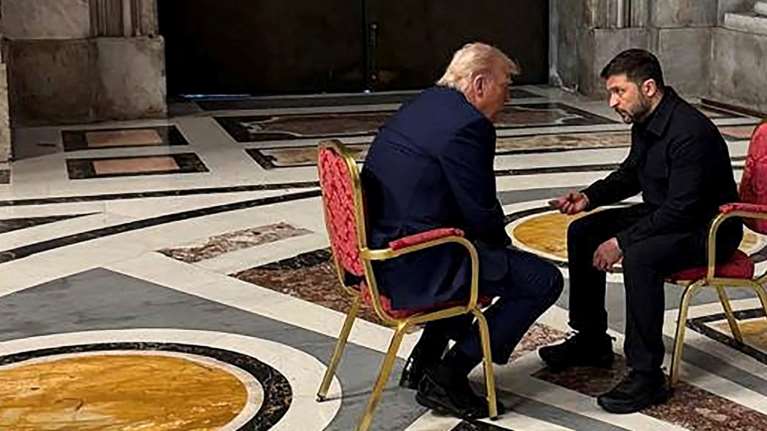 Συμφωνία ΗΠΑ - Ουκρανίας για τις σπάνιες γαίες: Τι κερδίζει η κάθε πλευρά, ποια είναι τα επόμενα βήματα