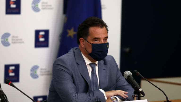 Eπιμένει ο Γεωργιάδης: Καμία περίπτωση lockdown - Τα μέτρα ελήφθησαν για να μείνει ανοιχτή η αγορά τα Χριστούγεννα