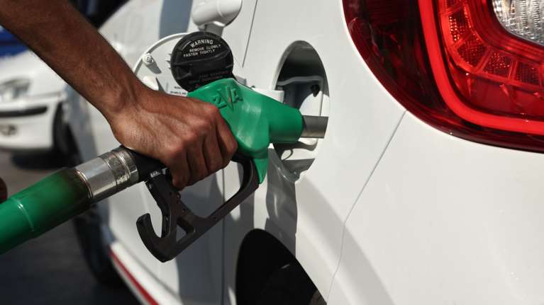 ΕΛΑΣ: 25 συλλήψεις για λαθρεμπόριο καυσίμων - Το κόλπο με το λογισμικό παραποίησης μετρήσεων στις αντλίες