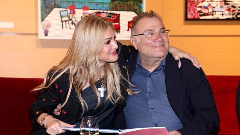 Νατάσα Θεοδωρίδου - Τάκης Μπέτας: Περήφανοι γονείς σε μία ξεχωριστή στιγμή της Χριστιάνας τους