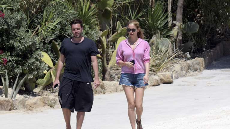 Δούκισσα Νομικού - Δημητρης Θεοδωρίδης: Νέο οικογενειακό ταξίδι με τα παιδιά τους [εικόνες]