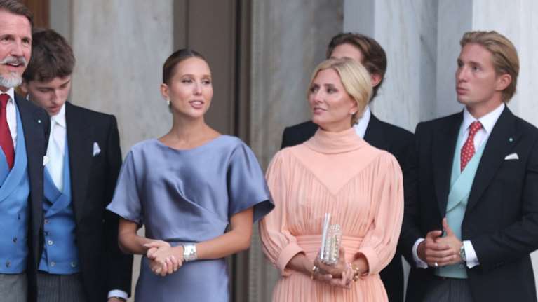 "Τhere is always Paris": Το ταξίδι της Μαρί Σαντάλ και της Μαρίας Ολυμπίας στο Παρίσι και το πολυτελές γεύμα τους