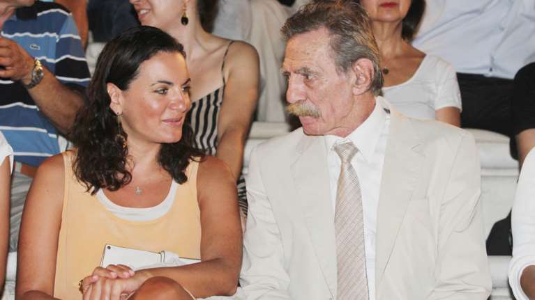 Όλγα Κεφαλογιάννη: Η σπάνια εμφάνιση στο γήπεδο με τον θείο της Γιώργο Βαρδινογιάννη