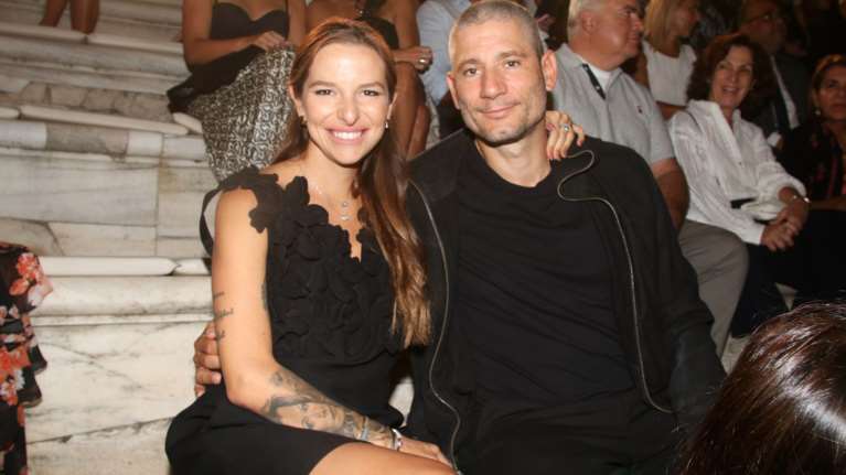 Εριέττα Κούρκουλου Λάτση - Βύρωνας Βασιλειάδης: Στο οικογενειακό τραπέζι στην Πάρο με τον 9 μηνών Λέοντα